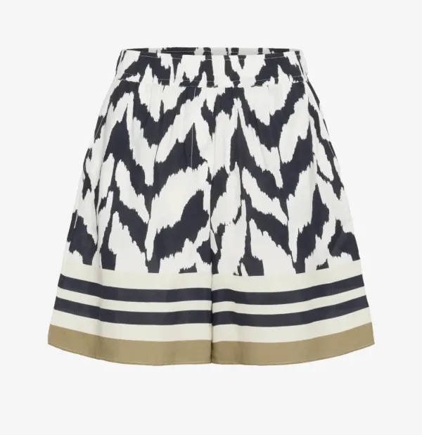 KhloeSZ_Shorts_2