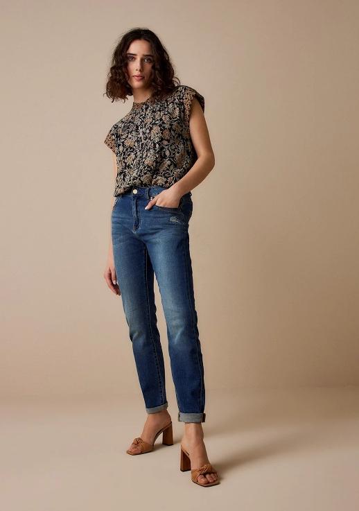 Tapered_jeans_rain_denim
