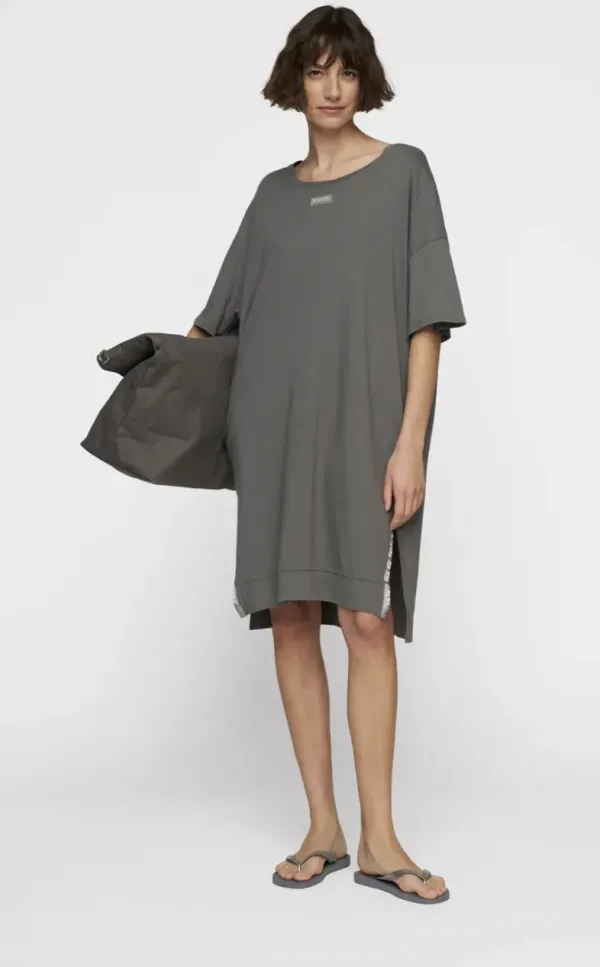 Tee_Dress_Oil