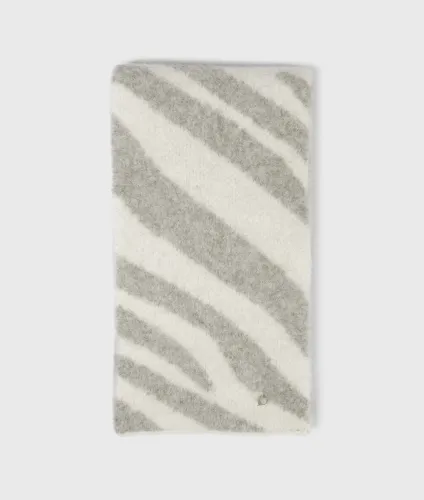 knit_scarf_zebra