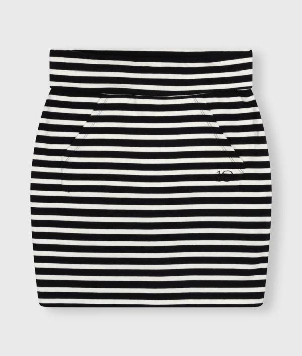 mini_skirt_stripes