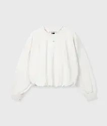 pleated_sweater_curly_10