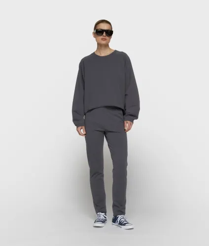 silent_chique_slim_jogger