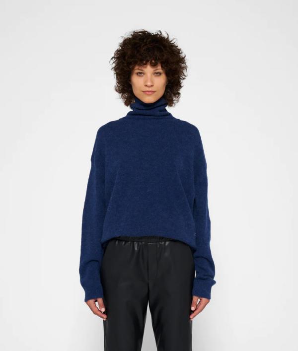 turtleneck_sweater_knit_2