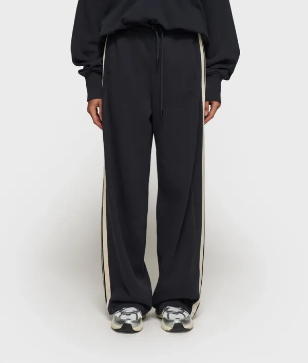 western_jogger_tape__6