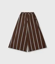 wide_leg_pants_stripes
