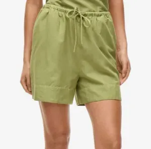 Viprisilla_RW_SHORTS___NOOS_4