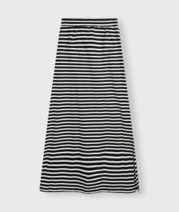 long_skirt_stripes