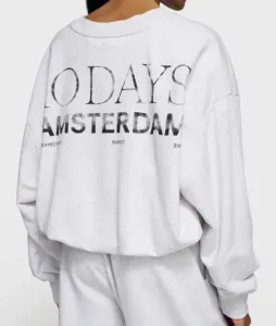 pleated_sweater_back_stamp