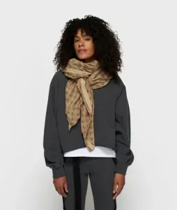 scarf_Monogram
