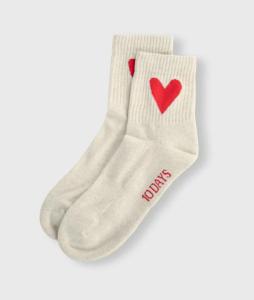 short_socks_heart